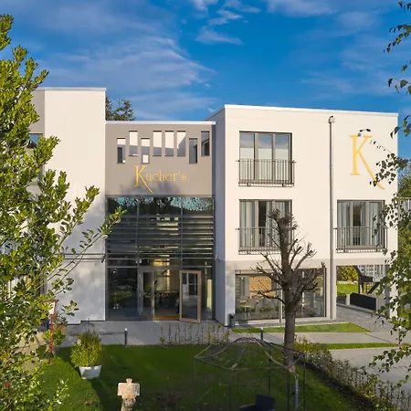 Kucher's Hotel 4*